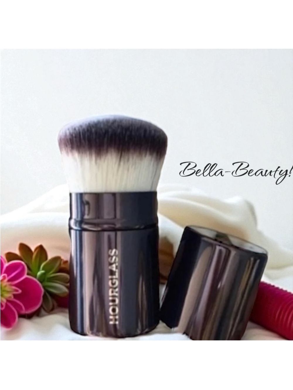 HOURGLASS Retractable Kabuki Brush   ~NEW~ | Cosmetics Makeup Brush